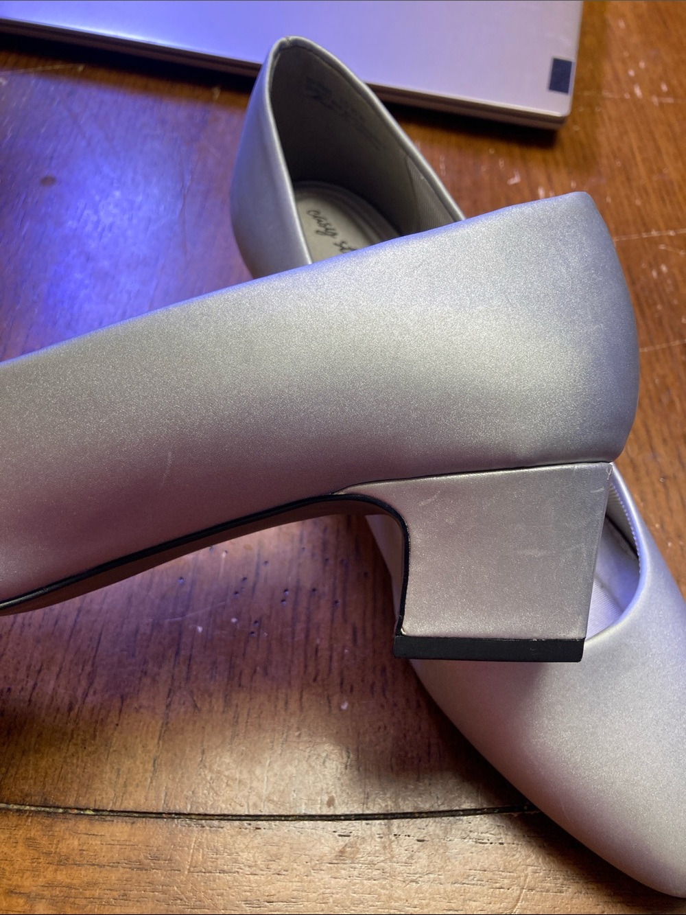 easy street Silver Metallic Short Heels - Picture 3 of 9